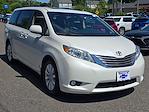 2017 Toyota Sienna 4x4 Minivan for sale #9398B - photo 7