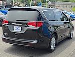 2018 Chrysler Pacifica FWD Minivan for sale #9490 - photo 2