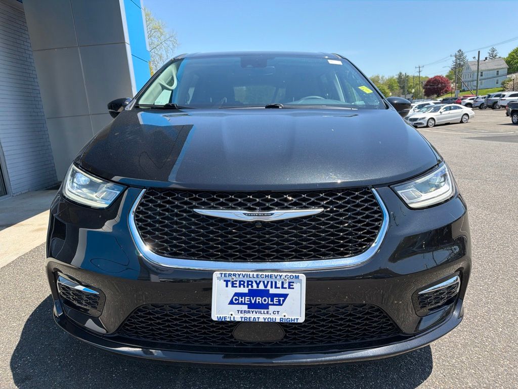 Used 2022 Chrysler Pacifica - photo 5