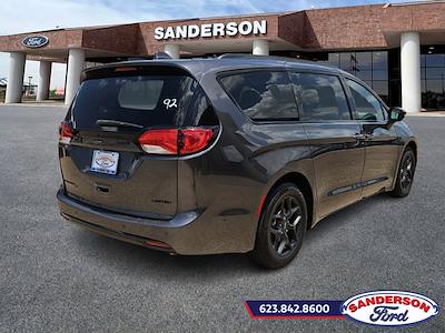 2019 Chrysler Pacifica FWD Minivan for sale #255492A - photo 2