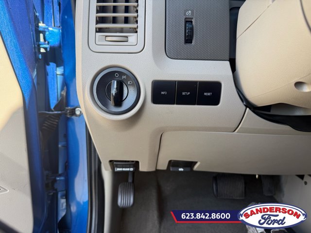 Used 2011 Ford Escape - photo 14