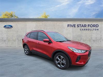 Used 2025 Ford Escape - photo 1