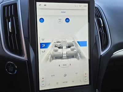 Used 2022 Ford Edge - photo 1