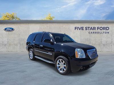 Used 2013 GMC Yukon - photo 2