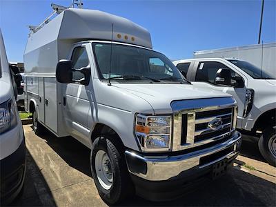 New 2025 Ford E-350 - photo 1