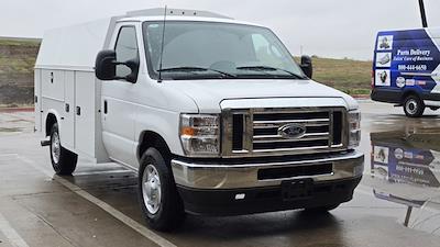 New 2025 Ford E-350 - photo 1