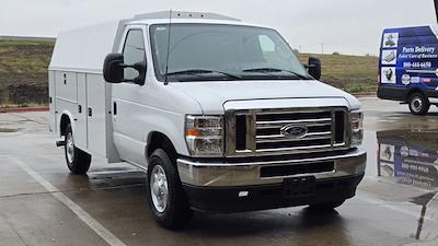 New 2025 Ford E-350 - photo 1