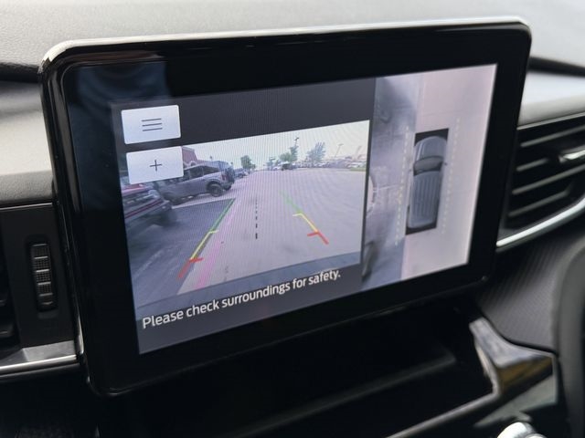 Used 2023 Ford Explorer - photo 21