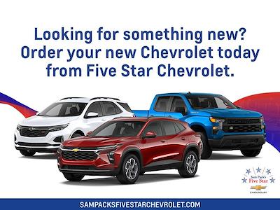 Used 2024 Chrysler Pacifica - photo 1