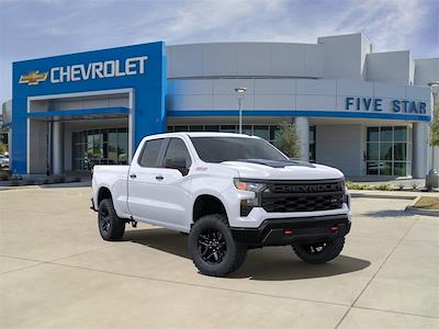 New 2025 Chevrolet Silverado 1500 Custom Crew Cab 4x4 Pickup for sale #SG296279 - photo 1