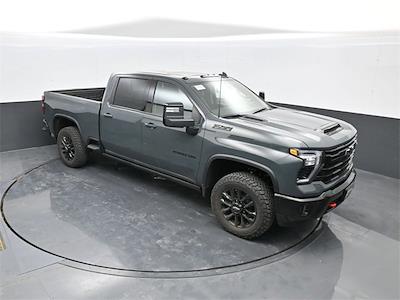 2025 Chevrolet Silverado 2500 Crew Cab 4x4 Pickup for sale #C22579 - photo 1