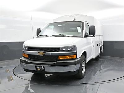 2025 Chevrolet Express 3500 Regular Cab RWD Cutaway for sale #C23117 - photo 2