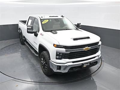 Used 2025 Chevrolet Silverado 2500 - photo 1