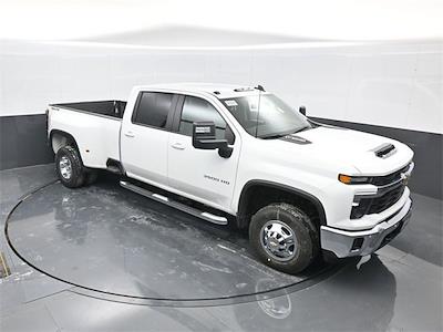 New 2026 Chevrolet Silverado 3500 - photo 1