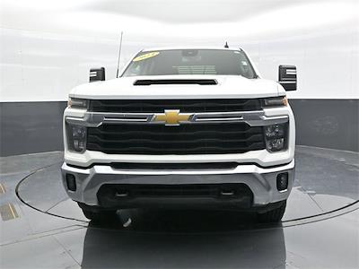Used 2024 Chevrolet Silverado 2500 - photo 1