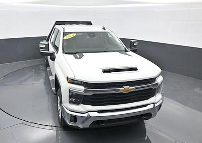 Used 2024 Chevrolet Silverado 2500 - photo 1