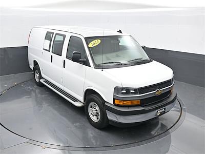 Used 2024 Chevrolet Express 2500 - photo 1