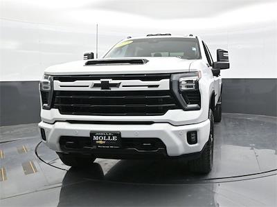 Used 2024 Chevrolet Silverado 2500 - photo 1