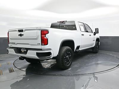 Used 2024 Chevrolet Silverado 2500 - photo 1