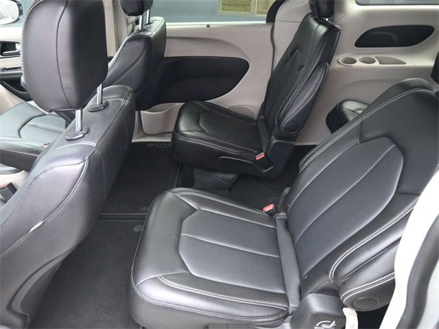 Used 2024 Chrysler Pacifica - photo 24