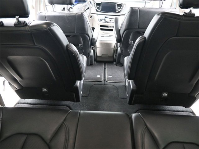Used 2024 Chrysler Pacifica - photo 29