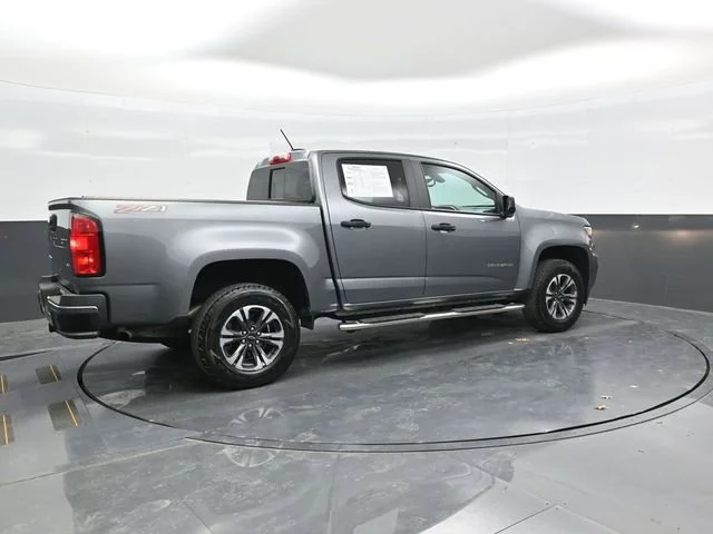 Used 2022 Chevrolet Colorado - photo 9
