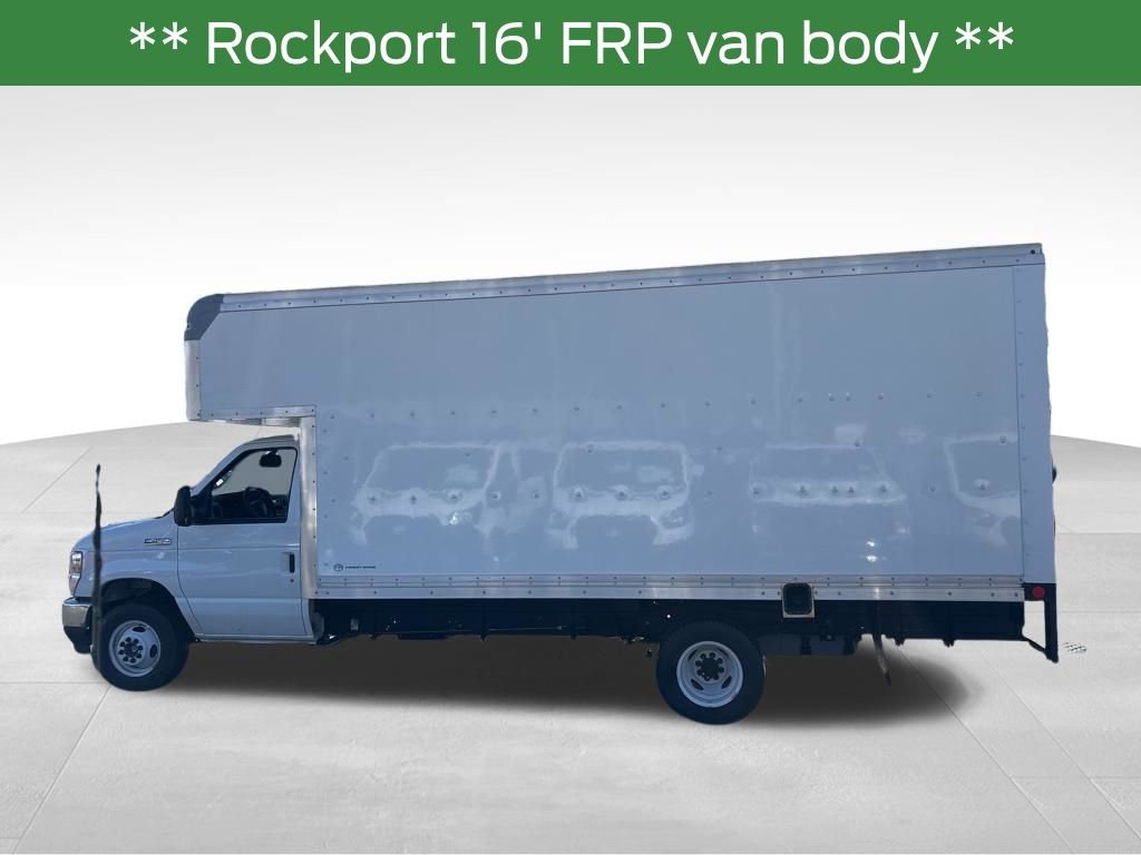 New 2026 Ford E-450 - photo 5