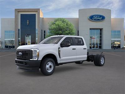 New 2025 Ford F-350 XL Crew Cab 4x4 Cab Chassis for sale #251388 - photo 1