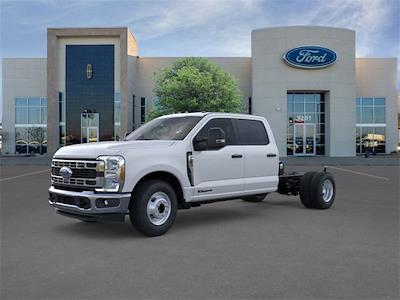 New 2025 Ford F-350 XL Crew Cab Cab Chassis for sale #251789 - photo 1