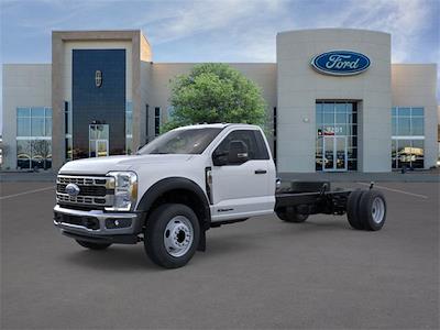 New 2026 Ford F-600 - photo 1