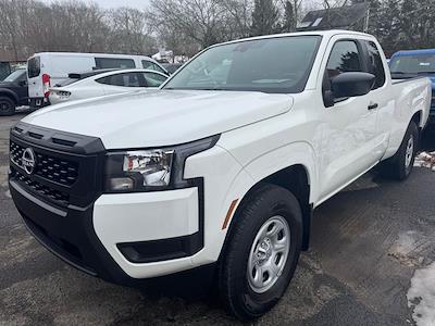 Used 2025 Nissan Frontier - photo 1