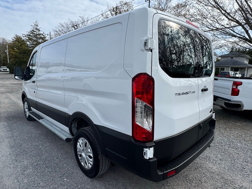 Used 2024 Ford Transit 250 - photo 6