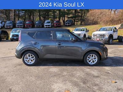 Used 2024 Kia Soul LX for sale #00059782 - photo 2