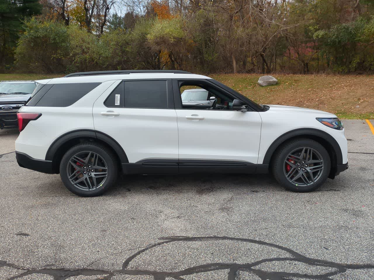 New 2026 Ford Explorer - photo 5