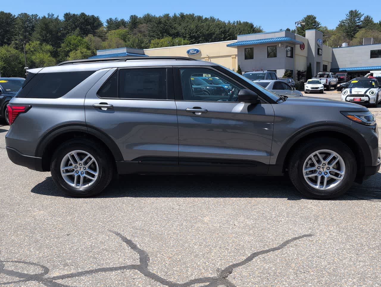 New 2026 Ford Explorer - photo 1