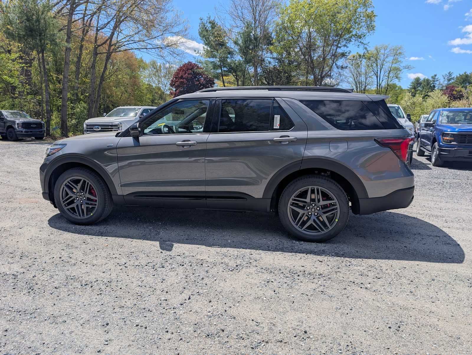 New 2026 Ford Explorer - photo 7