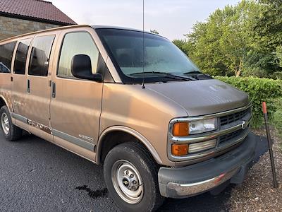 2001 Chevrolet Express 2500 4x2 Passenger Van for sale #722080A - photo 1