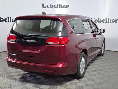 Used 2022 Chrysler Voyager LX Minivan for sale #722834 - photo 2