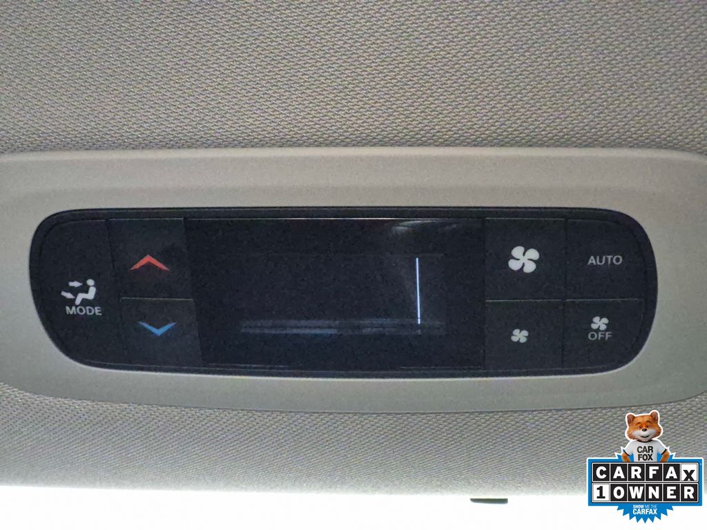 Used 2024 Chrysler Pacifica - photo 24