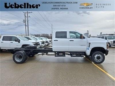 2024 Chevrolet Silverado 5500 Crew Cab DRW 4x4 Cab Chassis for sale #F22140 - photo 1