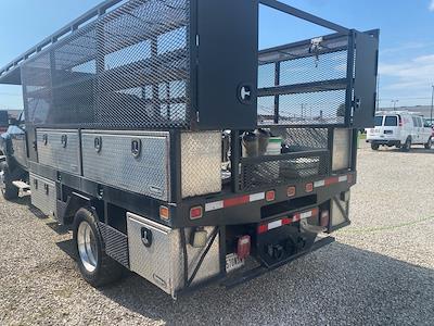 2019 Chevrolet Silverado 6500 Crew Cab DRW 4WD Flatbed Truck for sale #ZT22337A - photo 2