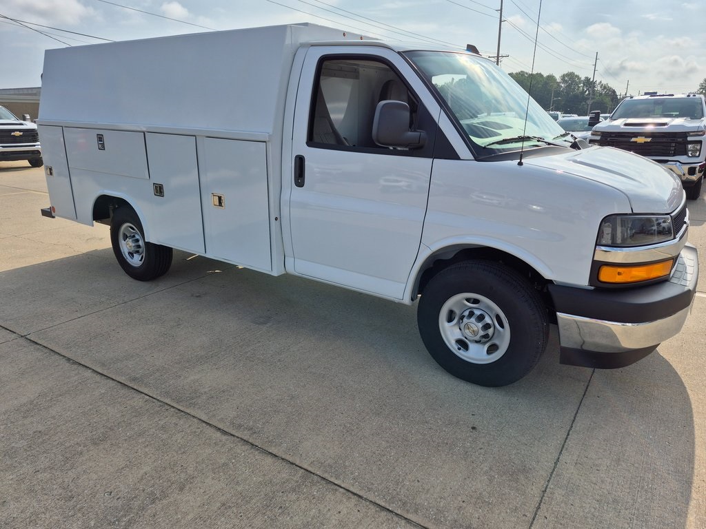 Used 2006 Chevrolet Express 3500 Service Utility Van for