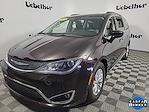 2017 Chrysler Pacifica FWD Minivan for sale #ZT23528A - photo 4