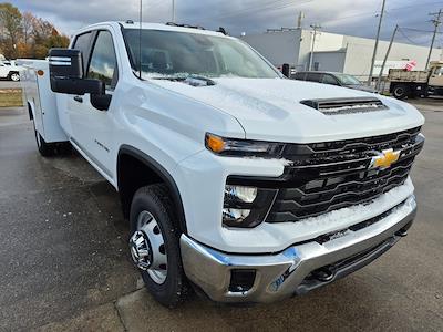 New 2025 Chevrolet Silverado 3500 Crew Cab 4WD Reading U108-DW (U108ADW) 9' Service Truck for sale #ZT23819 - photo 1