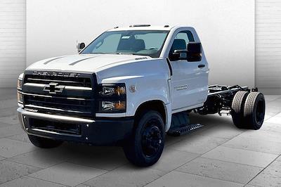 2024 Chevrolet Silverado 5500 Regular Cab DRW RWD Cab Chassis for sale #103396 - photo 2