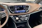 2021 Chrysler Pacifica FWD Minivan for sale #103993A - photo 7