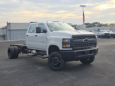 2024 Silverado 5500 Crew Cab 4WD Cab Chassis 104979 for sale #104979 - photo 1