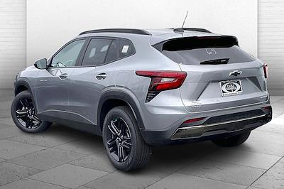 2025 Chevrolet Trax FWD SUV for sale #105043 - photo 2