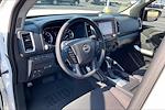 Used 2022 Nissan Frontier SV Crew Cab 4x4 Pickup for sale #105078A - photo 15