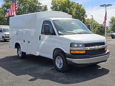New 2025 Chevrolet Express 3500 - photo 1